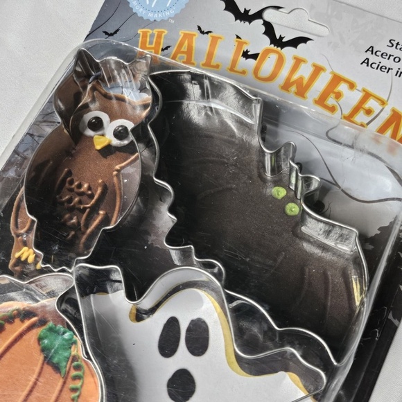 New R&M Halloween Stainless Steel 4 pc Cookie Cutters Set Ghost Owl Pumpkin Bat - Picture 3 of 10